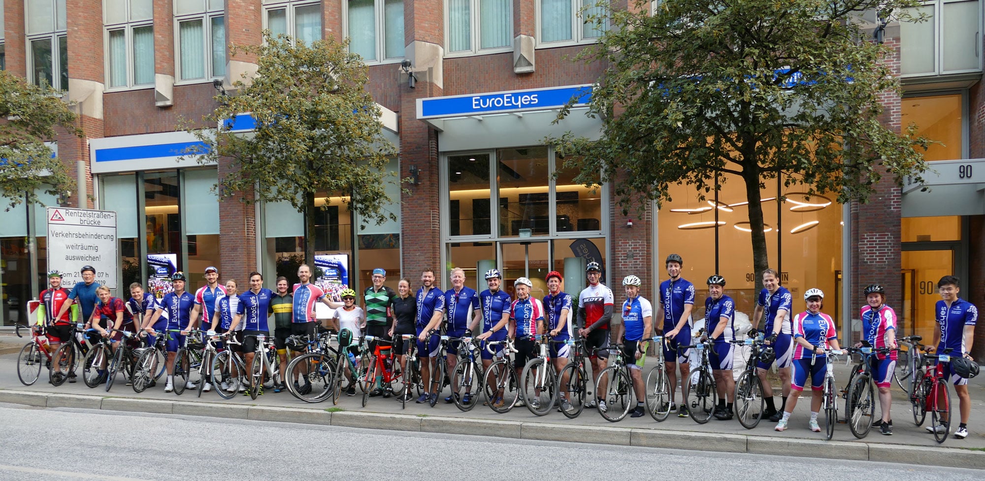 Brillenfrei ins Ziel: die EuroEyes Cyclassics 2019