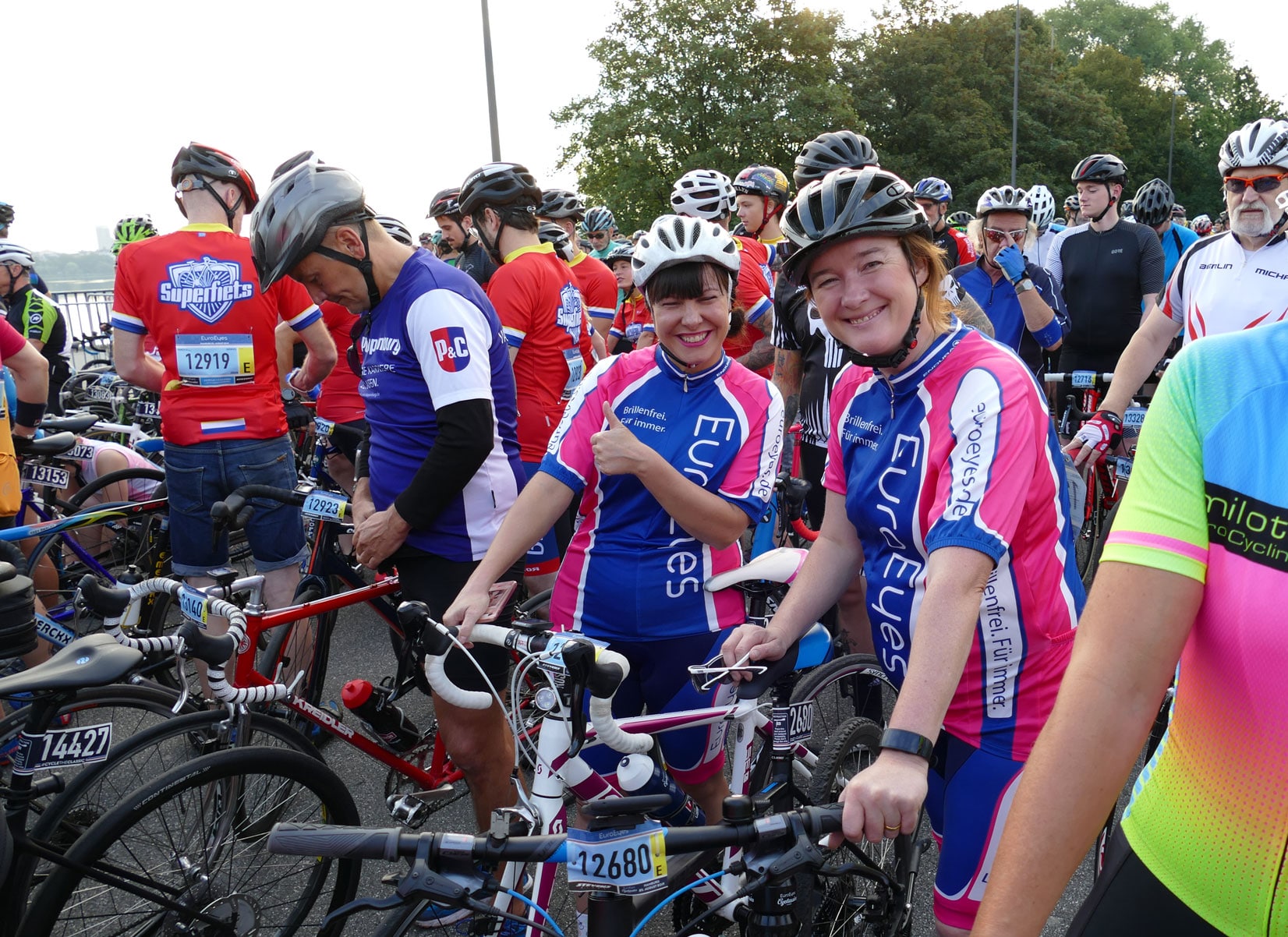 Brillenfrei ins Ziel: die EuroEyes Cyclassics 2019