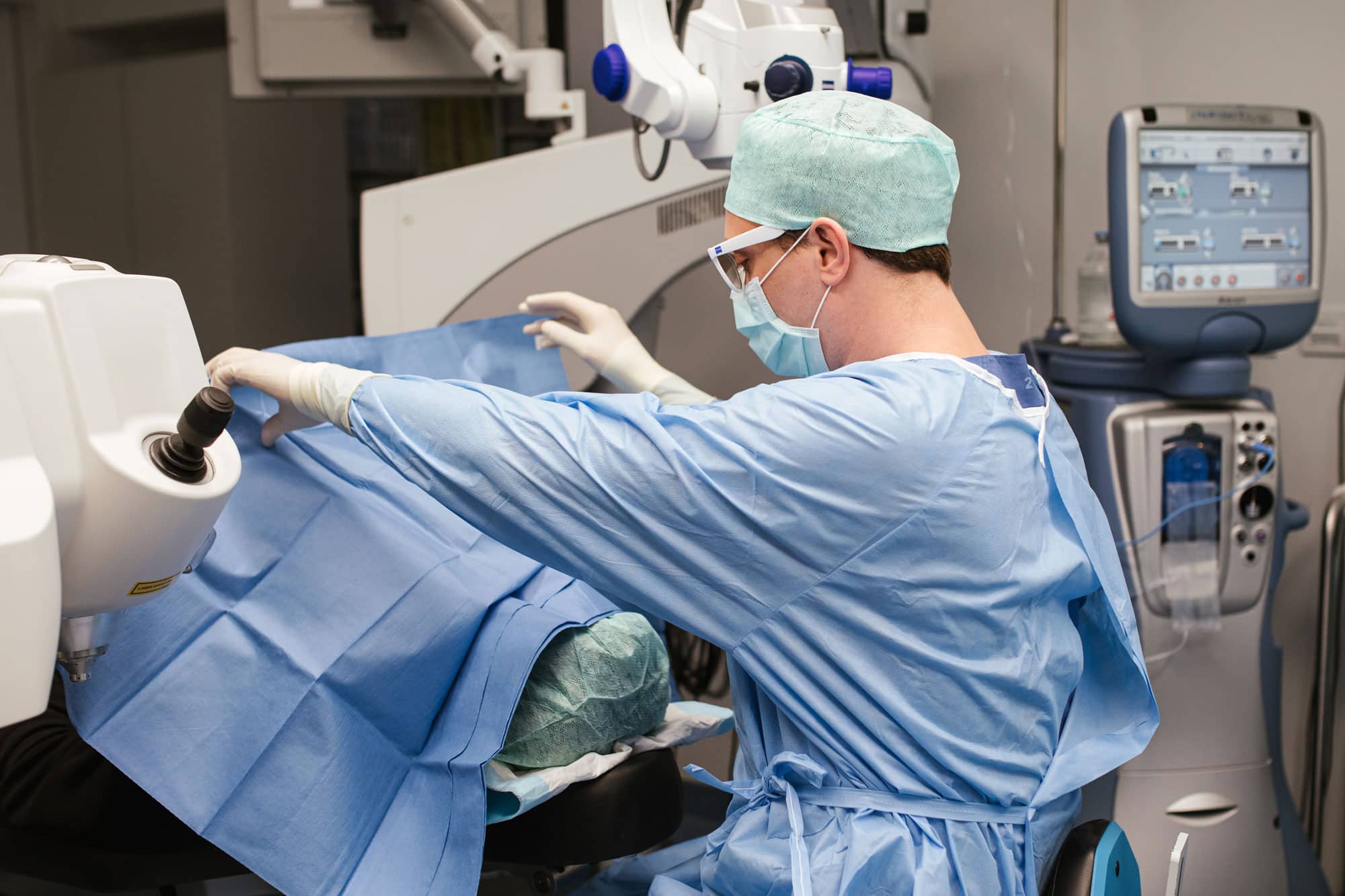 Video-Erfahrungsbericht: „Es ist Wahnsinn, wie schnell die Augen sich erholen.“