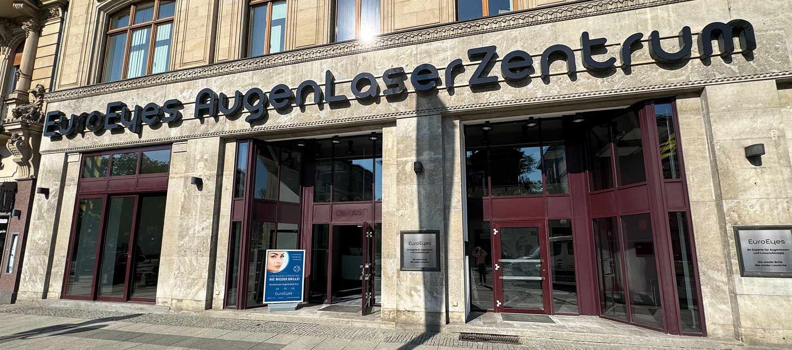 header wiesbaden aussen