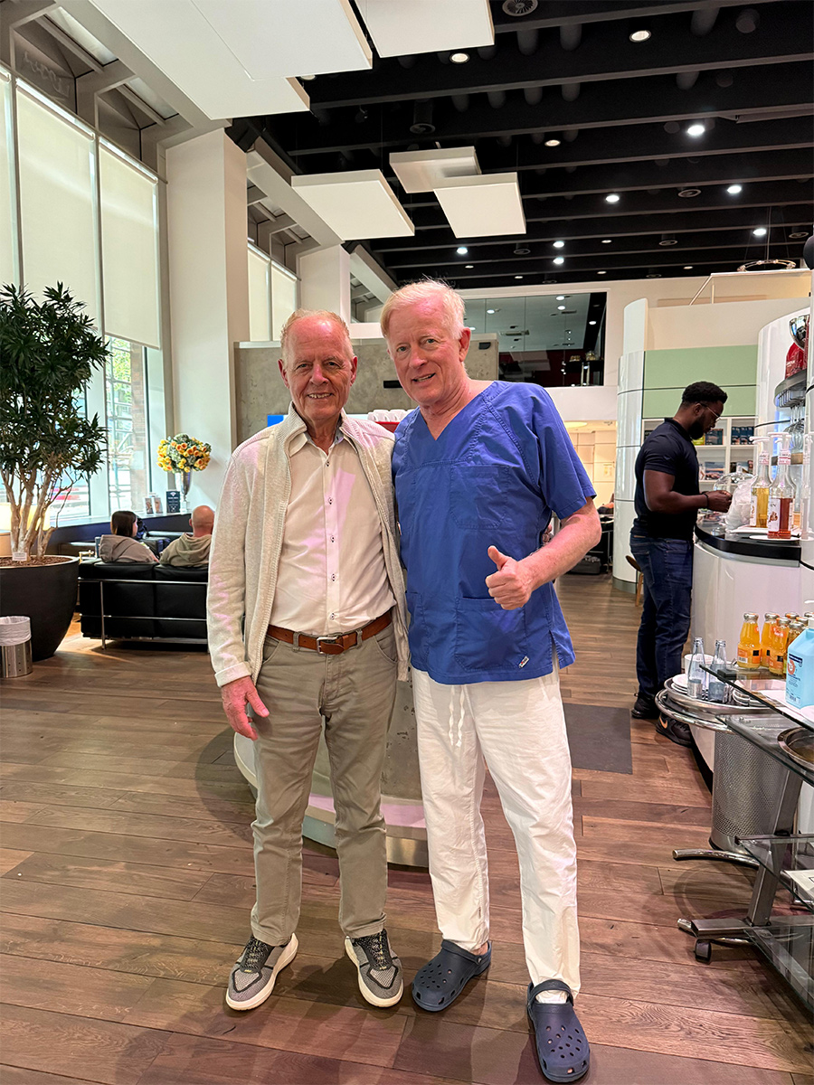 EuroEyes-implantiert-erste-Light-Adjustable-Lens